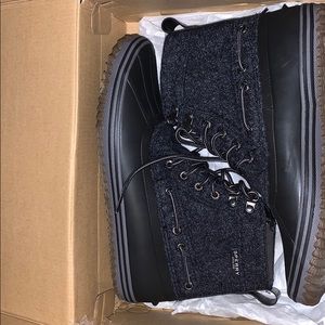 Men’s sperry boots